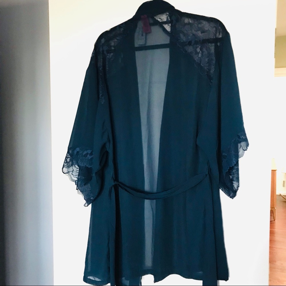 NEW La Senza Lingerie Short Robe